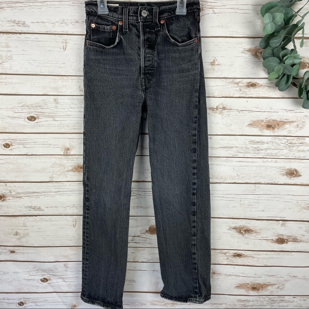 Levi’s Premium RIBCAGE Straight- light black High Rise Jeans Sz 24 x 27